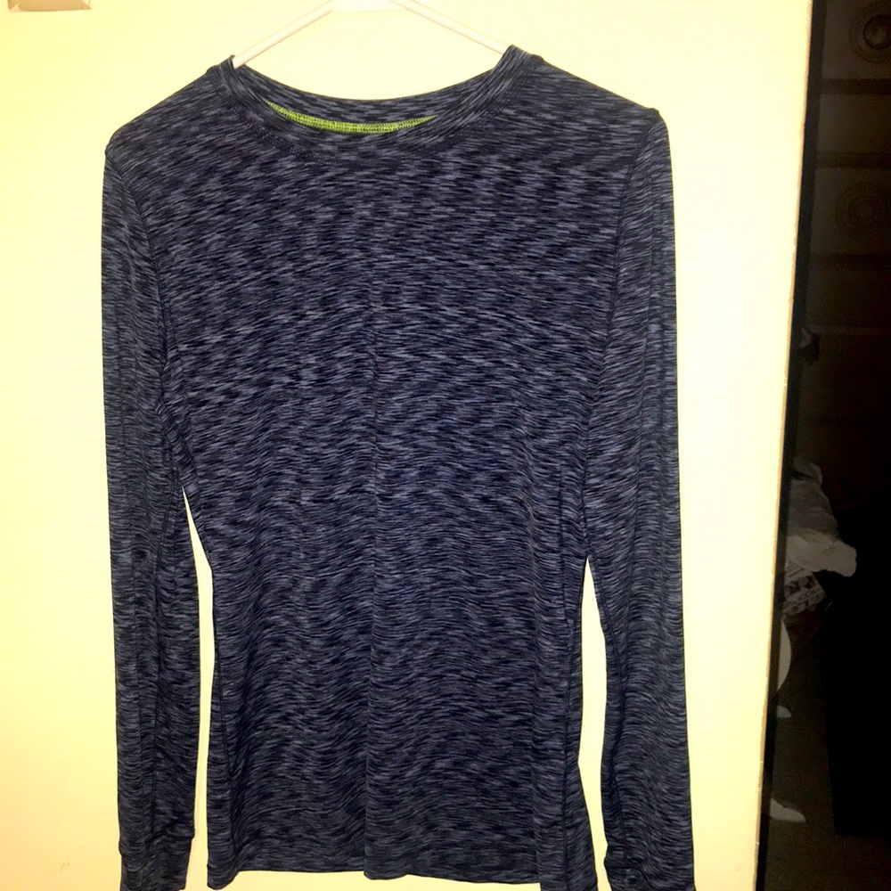 Cuddl duds medium blue long sleeve shirt
